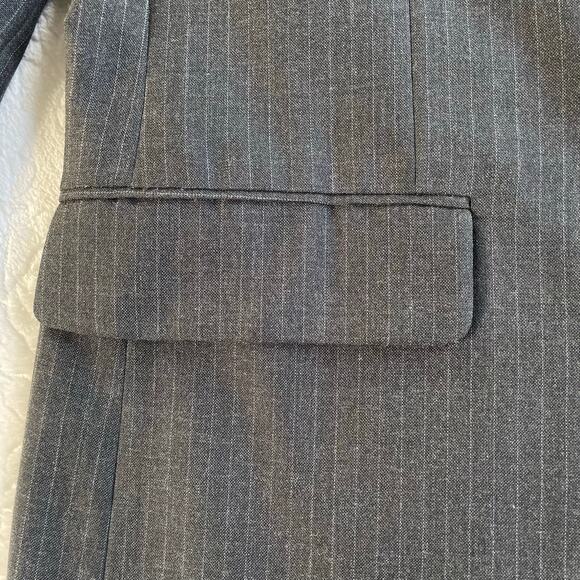 🔥VTG Jones New York PinstripedWool Mens 2 Pc Suit Blazer R43 Pants 37 Preppy - Picture 10 of 15